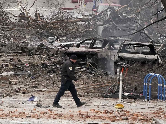 Investigan a residente local por explosión en Nashville