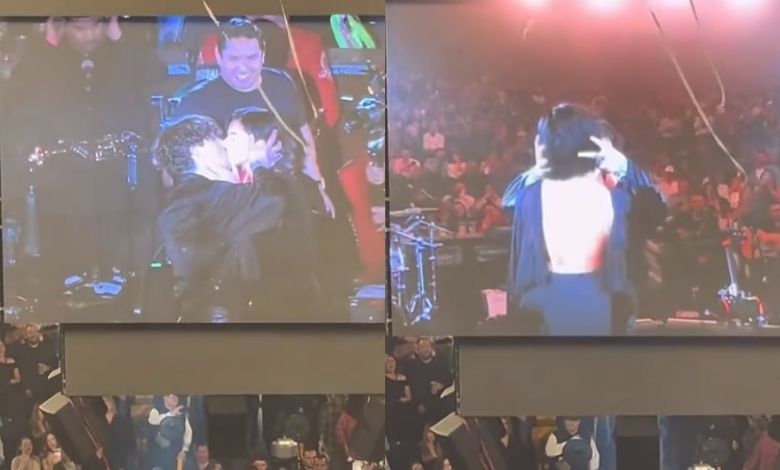 Ángela Aguilar y Nodal se besan y cantan con Julión Álvarez